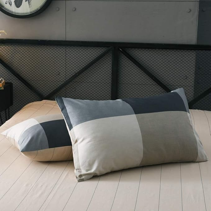 Queen Comforter Set Fluffy Plaid Checkered Pattern Comforter Set Modern Style Geometric Comforter with 2 Pillow Shams Grid Plaid Bedding Comforter for Boys Men All Season Queen Size Bed Comforter Set
