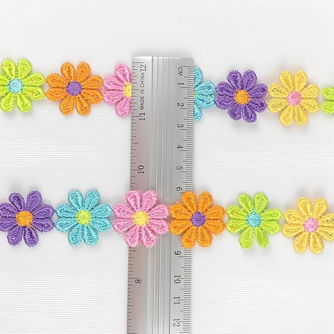 15 Yards Daisy Flower Lace Trim Embroidered Floral Lace Sewing Trim Ribbons for Embellishment Craft Dress Hair Accessories Decorations(White/Lavender)