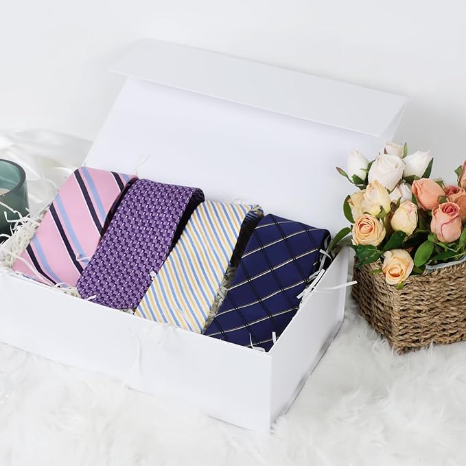 White Christmas Gift Box with Magnetic Lids 13.8x8.3x4.4 in, Large Bridesmaid Groomsman Proposal Boxes, Rectangle Storage Box 1 Pack