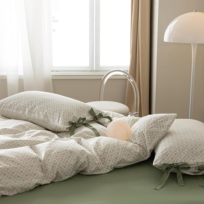 LifeTB Pink Floral Comforter Set Queen Plaid Grid Cute Flower Comforter 3 Pieces Cottagecore Bedding Comforter Aesthetic Flowers Boho Comforter with 2 Bowknot Pillowcases Farmhouse Bedding Set