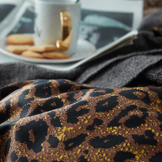 Leopard Print Comforter Set King Soft Fluffy Animal Cheetah Printed Comforter Set 3 Pieces Brown Black Floral Bedding Farmhouse Leopard Pattern King Size Comforter with 2 Pillowcases for All Season