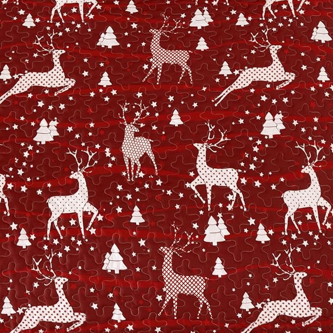 Dinjoy Christmas Quilt King Size with 2 Pillow Shams, Lightweight Bedspread Holiday Red Soft Coverlet Reindeer Pattern Bedspread for All Seasons Bed Cover Home Decor