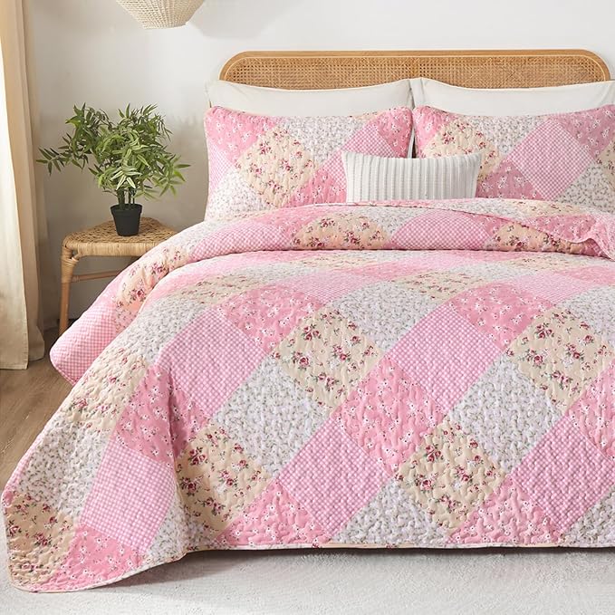 Dinjoy Pink Quilt Set Queen Size, Reversible Floral Plaid Patchwork Pattern Bedding Set Soft Microfiber Lightweight Bedspread Coverlet 3 Piece Spring Summer Use (90x96 inches)