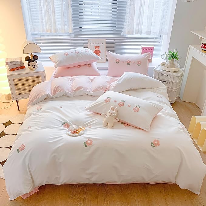 MorroMorn Cotton Duvet Cover Queen Size, 3D Embroidery Floral Bedding Sets, Fluffy Chenille Embroidered Comforter Covers Breathable Sweat-Absorbent for Girls Kids Teen (Flowers White, Full/Queen)