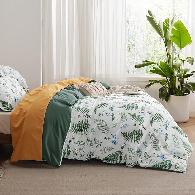 Bedsure Duvet Cover King Size - Reversible Plants Duvet Cover Set with Zipper Closure, 3 Pieces Green Bedding Set with 8 Corner Ties and 2 Pillow Shams 20"x36"