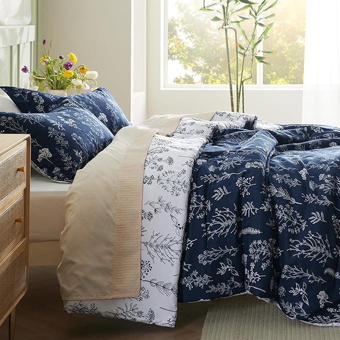 Bedsure Twin/Twin XL Duvet Cover - Reversible Navy Blue Duvet Cover Set with Zipper Closure, 2 Pieces Cute Floral Patterned Bedding Set with 8 Corner Ties and 1 Pillow Sham