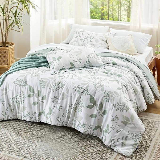 Bedsure Comforter Set King Size - Cute Floral Bedding Comforter Set, 3 Pieces, 1 Soft Reversible Sage Green Botanical Flowers Comforter and Pillow Shams