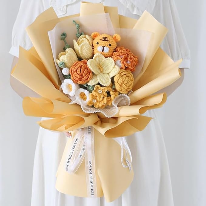 WRAPAHOLIC 20 Sheets Flower Wrapping Paper - 22.4 x 22.4 inch Pure Champagne Water-Resistant Floral Bouquet Wrapping Paper, Florist Supplies Packaging for Wedding Birthday Gift DIY
