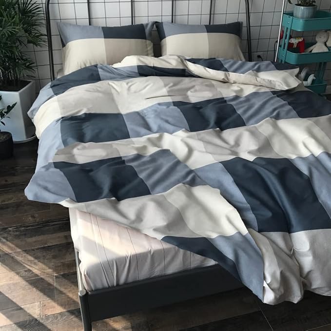 Queen Comforter Set Fluffy Plaid Checkered Pattern Comforter Set Modern Style Geometric Comforter with 2 Pillow Shams Grid Plaid Bedding Comforter for Boys Men All Season Queen Size Bed Comforter Set