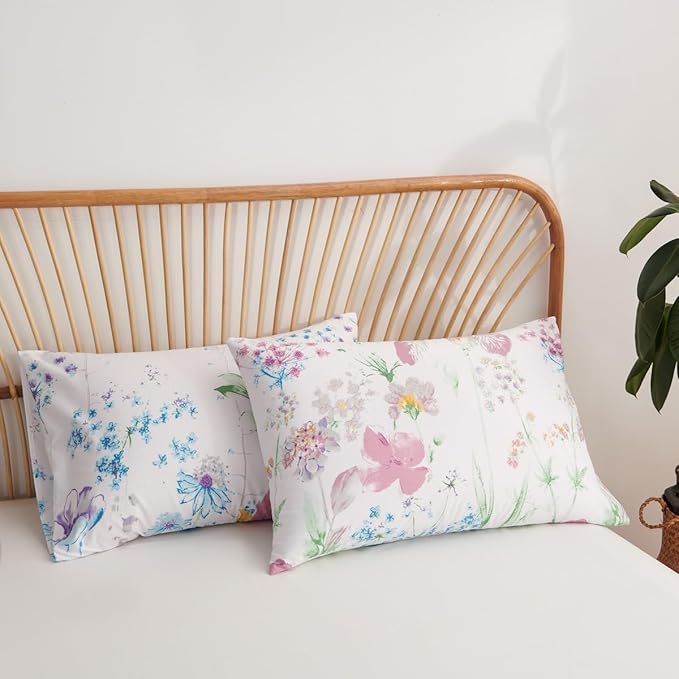 Nayoroom Floral Duvet Cover Set King Size Purple Pink Watercolor Flowers Green Plant Leaves Printed on White Comforter Cover 3Pcs Soft Microfiber Garden Style Bedding Set with Zipper Closure