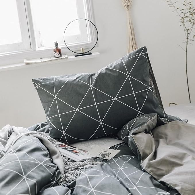 LifeTB Grey Plaid Comforter Set Queen Geometric Plaid Bedding Comforter Set 3 Pieces Plaid Grid Comforter with 2 Pillowcases Fluffy Soft Checkered Pattern Comforter Set for All Season Queen Size