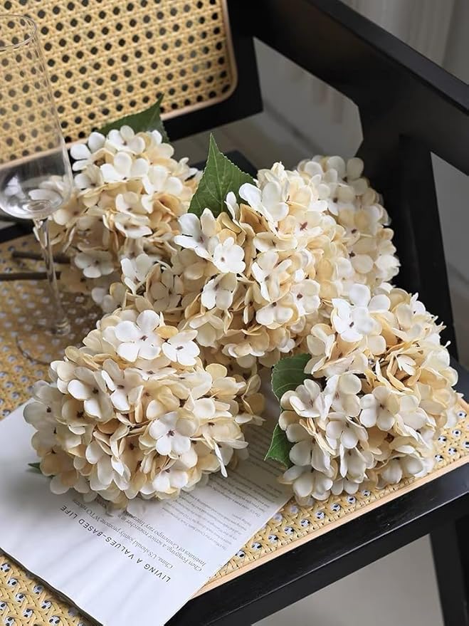 Kimura's Cabin 4 pcs Cream Fake Hydrangea Flowers Artificiales Bouquets Faux Silk Hydrangea with Stems for Home Wedding Party Table Core Decoration (Beige)