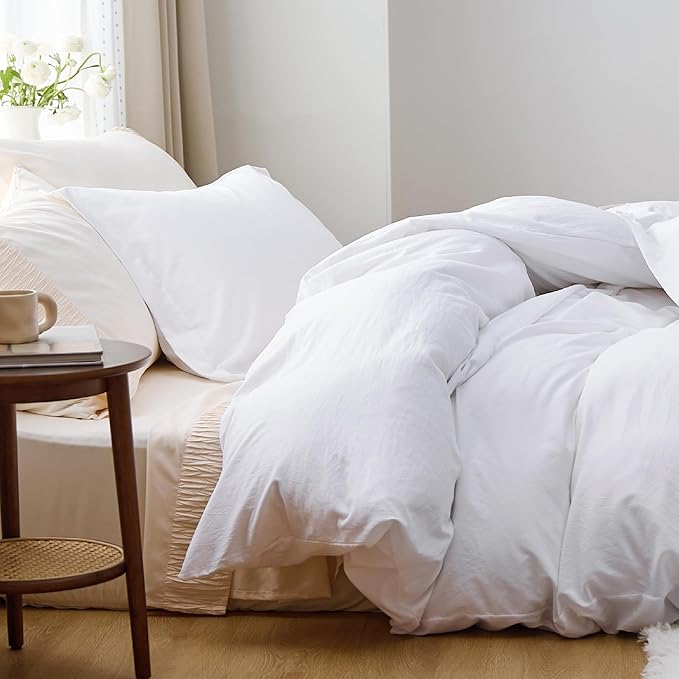 Bedsure Bright White Duvet Cover King Size - 3 Pieces Prewashed Cotton-Like Extra Soft Bedding Set, Includes 1 Duvet Cover 104x90 Inches with Zipper Closure & 2 Pillow Shams, Comforter Not Included