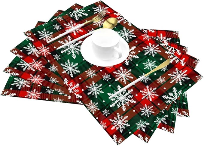 PVC Placemats Set of 1 Wipeable Table Mats Washable Heat Resistant Non Slip Vinyl Dining Table Mat for Kitchen Indoor Outdoor Patio Farmhouse Place Mats Grid Green Red Xmas Decorative