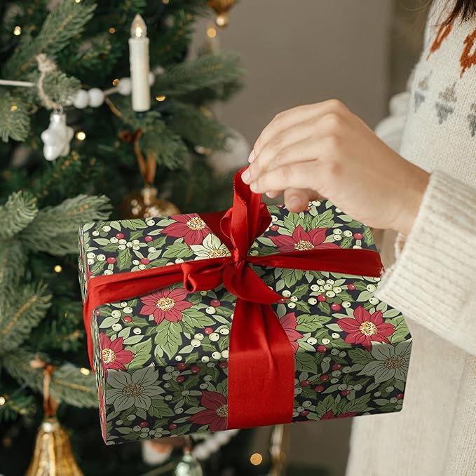 LeZakaa Vintage Christmas Floral Wrapping Paper Roll, Red White Poinsettia Flowers Leaves Classic Design, for Christmas, Winter Holiday, Family, Friends, Gift Wrapping, Mini Roll 17 in x 16.4 Ft