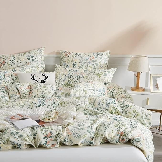 Vintage Garden Floral Comforter Set Queen Soft Fluffy Vibrant Colors Cute Floral Bedding Comforter Boho Aesthetic Queen Bed Comforter with 2 Pillowcases Cottagecore Botanical Flower Comforter Set