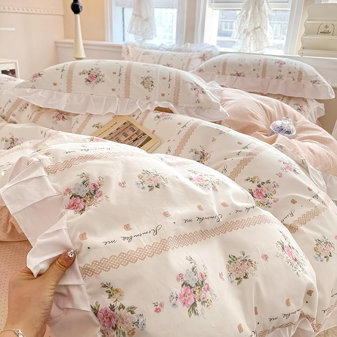 VM VOUGEMARKET White Ruffle Comforter Set Queen with Elegant Pink Flower Printed Romantic Lace Comforter with 2 Pillow Shams Princess Bedding Comforter Set for Teen Girls(3pcs,Queen)