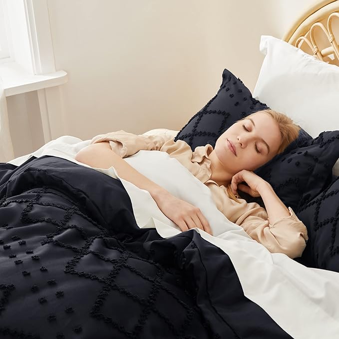 Bedsure Boho Duvet Cover King Size - Black Breathable & Soft Boho Bedding, Machine Washable Comforter Cover for All Seasons, Includes 1 Duvet Cover 104"x90" with 2 Pillow Shams & Zipper Closure