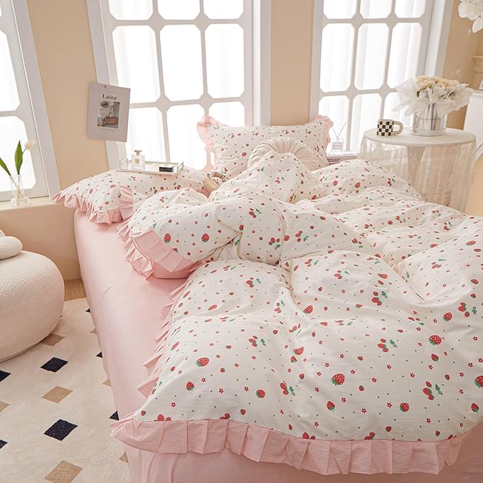 HighBuy Strawberry Full Comforter Set Cute Ruffle Bedding Comforter with 2 Pillowcases Fluffy Kawaii Bedding Sets Full Girl Ruffled Comforter Sets for All Season,Lightweight