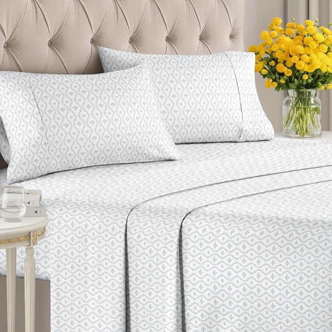 Floral Sheets - Damask Floral Bed Sheet Set - 1 Flat & 1 Fitted & 2 Pillowcases w/ Deep Pockets - Comfy, Wrinkle & Fade Free Boho Botanical Bedding - Ultra-Soft, Breathable and Cooling - Full Size