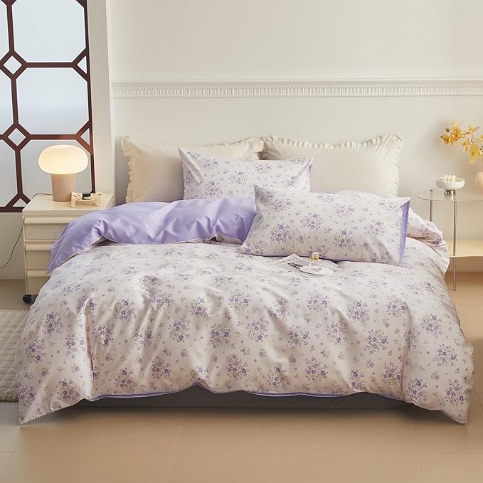 VM VOUGEMARKET Garden Flower Comforter Set Queen,White Purple Bedding Set Soft Fluffy Floral Comforter Set for All Season (1 Comforter, 2 Pillowcases)