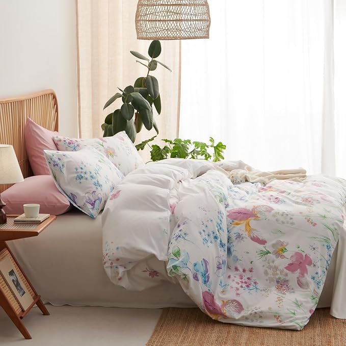 Nayoroom Floral Duvet Cover Set Queen Size Purple Pink Watercolor Flowers Green Plant Leaves Printed on White Comforter Cover 3Pcs Soft Microfiber Garden Style Bedding Set with Zipper Closure