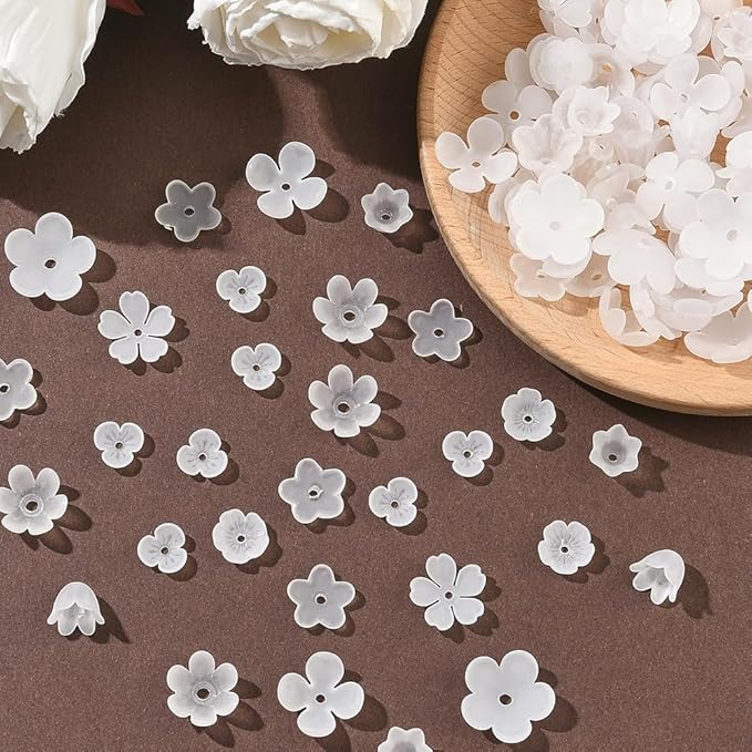 SUNNYCLUE 1 Box 600Pcs 10 Styles Acrylic Flower Beads White Lily Flower Beads Frosted Plastic Trumpet Bell Floral Spacer End Caps for Jewelry Making DIY Craft Bracelets Earrings Necklaces Decorations