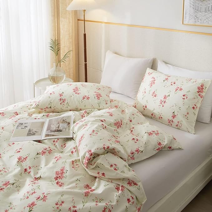 Garden Pink Floral Comforter Set Queen Soft Microfiber Girls Pink Floral Bedding Comforter with 2 Pillowcases Vintage Flowers Botanical Comforter Set for All Seasons Fluffy Lightweight Bedding Set
