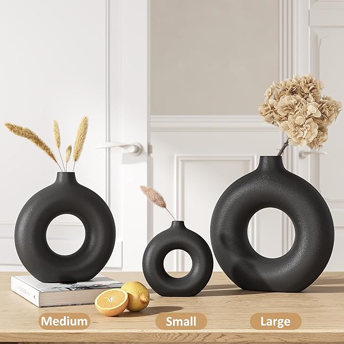 Black Doughnut Vase, Modern Minimalist Hollow Ceramic Vase for Pampas Grass, Dried Flowers, Farmhouse Bohemian Style, 5.7 Inch Small Flower Vases for Home Decor, Living Room, Table, Shelves
