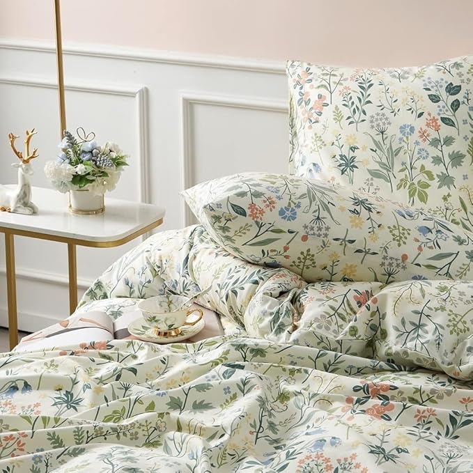Vintage Garden Floral Comforter Set Queen Soft Fluffy Vibrant Colors Cute Floral Bedding Comforter Boho Aesthetic Queen Bed Comforter with 2 Pillowcases Cottagecore Botanical Flower Comforter Set