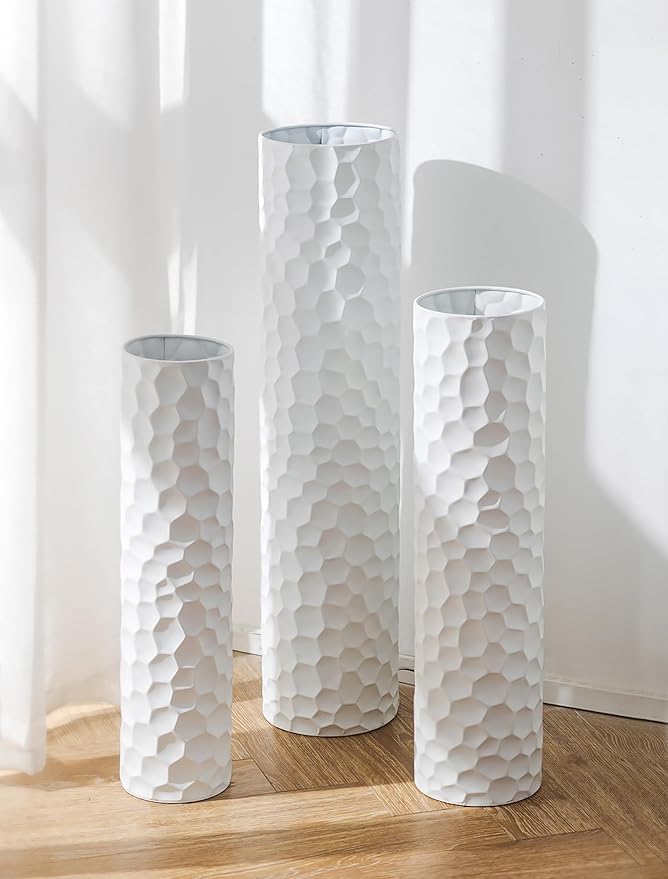 Sziqiqi Tall Vases Floor Standing: White Extra Large Floor Vase for Living Room 27.6/21.7in - Metal Tall Flower Vase for Pampas Grass - Modern Home Decor for Bedroom Office Hallway Corner