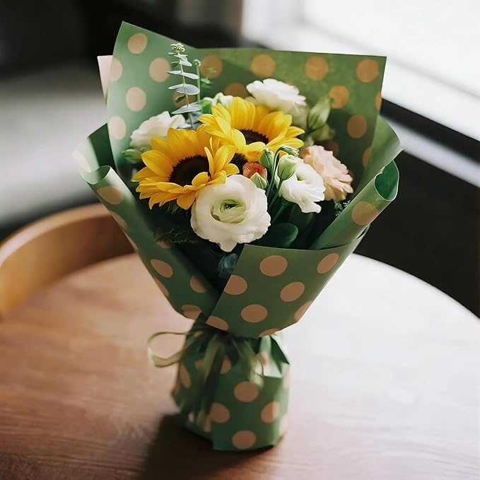 LeZakaa 20 Sheets Kraft Dots Flower Wrapping Paper, Reversible Green with White Polka Dots Floral Bouquet Paper for Christmas, Valentines, Mothers Day, Party, Birthday, Wedding, Baby Shower