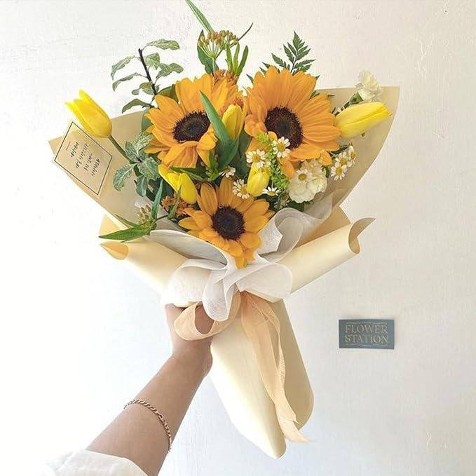 LeZakaa 20 Sheets Flower Wrapping Paper - Waterproof Reversible Floral Bouquet Paper - Cream Yellow Design for Valentine's Day, Mother's Day, Parties, Birthdays, Weddings, Baby Shower