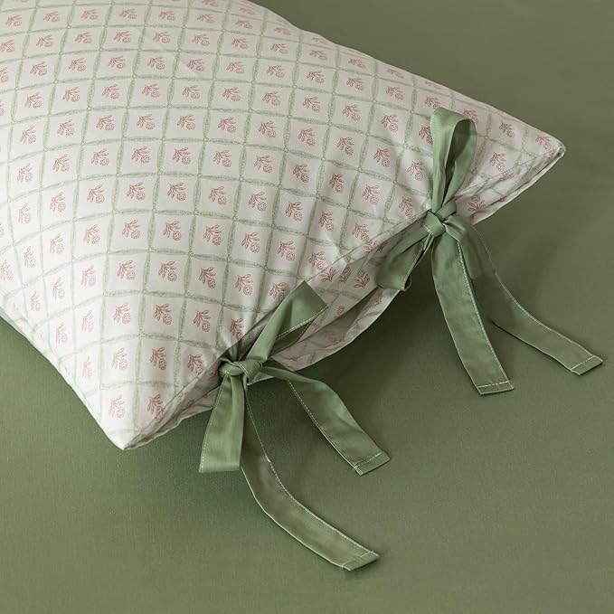 VM VOUGEMARKET Full Comforter Set Red Flower Down Comforter with 2 Bowknot Pillowcases Green White Plaid Prints Modern Farmhouse Bedding Set for All Season Bed in a Bag 80x90 Inch 3 Pieces