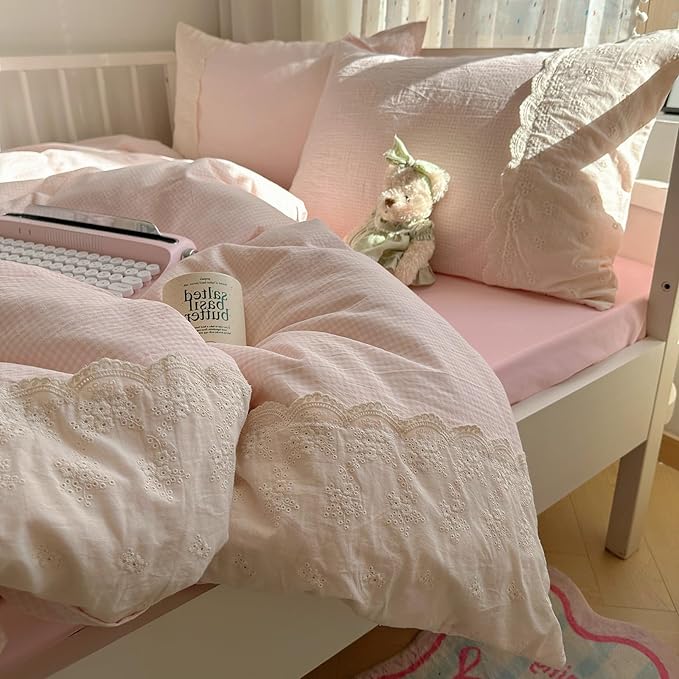 VM VOUGEMARKET Pink Plaid Comforter Set with White Lace Twin XL Kids Teens Grid Gingham Quilt Comforter for Girl's College Dorm Soft Lightweight Cozy Bedding Set