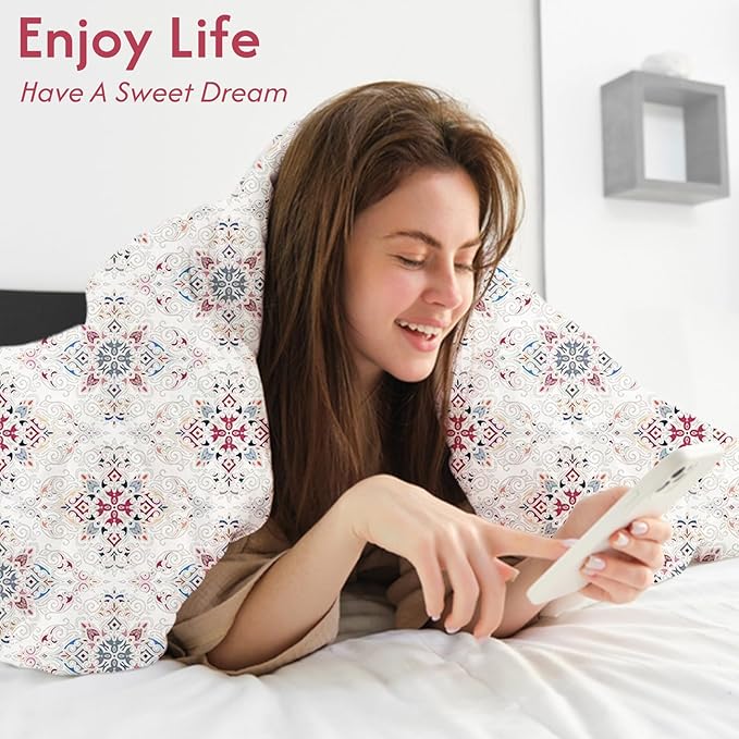 LONAVA Queen Boho 3 Pcs Duvet Cover Set, Breathable Soft Microfiber Concrete Lining Comforter Cover with Zipper Closure, and 2 Anti-Pilling, Fade Resistant Pillowcases, Cream Pasliey