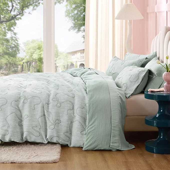 Bedsure Green Duvet Cover Queen Size with Bowknot Jacquard Design, Soft and Elegant Boho Bedding Set, Luxurious Craftsmanship for a Stylish Bedroom,Includes 1 90"x90" Duvet Cover & 2 Pillow Shams