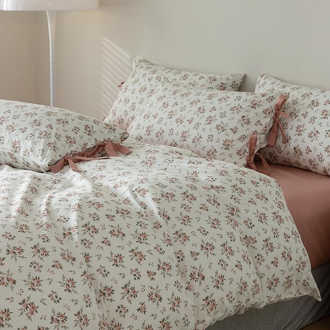 Vintage Garden Floral White Comforter Set Full Pink Flower Green Leaves Bedding Comforter Fluffy Pink Floral Cottagecore Bedding Set with 2 Bow Ties Pillowcases Botanical Comforter Set for All Season