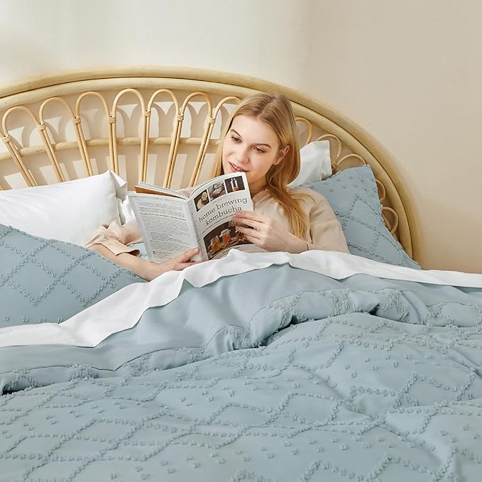 Bedsure Boho Duvet Cover Queen Size,Dusty Blue Breathable & Soft Boho Bedding, Machine Washable Comforter Cover for All Seasons, Includes 1 Duvet Cover 90"x90" with 2 Pillow Shams & Zipper Closure