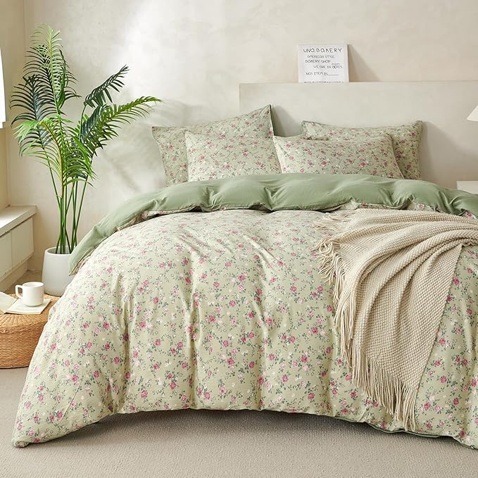 Comforter King Size Floral Soft 3 Pieces Chic Crinkle Gauze Fabric Garden Style Floral Print Botanical Comforter for All Seasons Luxury Warmth Comfy Breathable with 2 Pillowcases