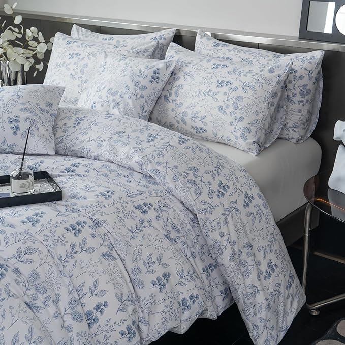 King Size Floral Comforter Set 3 Pieces Soft Chic Garden Style Blue Print Lightweight Botanical Flower Comforter Set for All Seasons 1 Comforter and 2 Pillowcases
