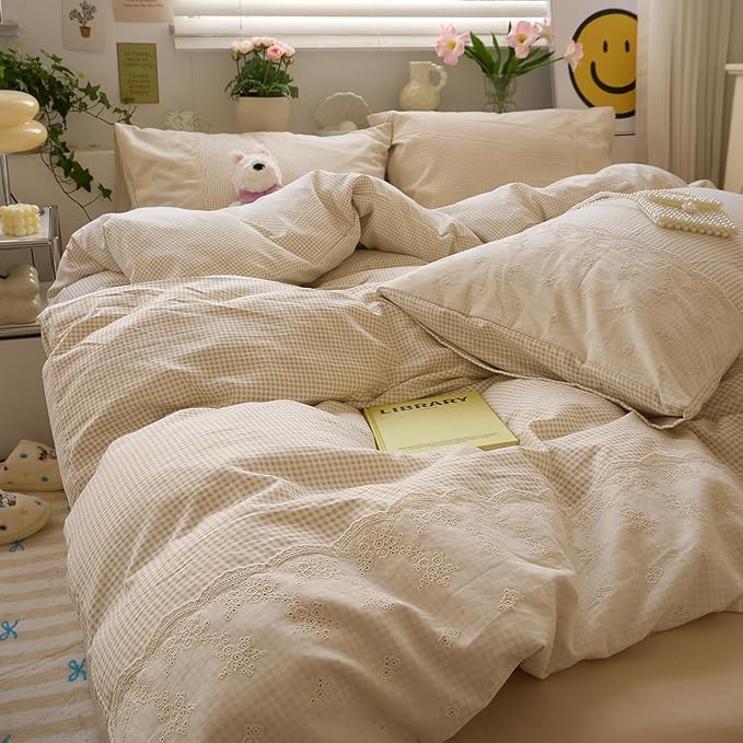 LifeTB Tan Gingham Comforter Set Queen Princess Lace Style Beige Taupe Plaid Comforter Set Soft Fluffy Grid Farmhouse Gingham Bedding Set Vintage Plaid Checkered Comforter with 2 Pillowcases