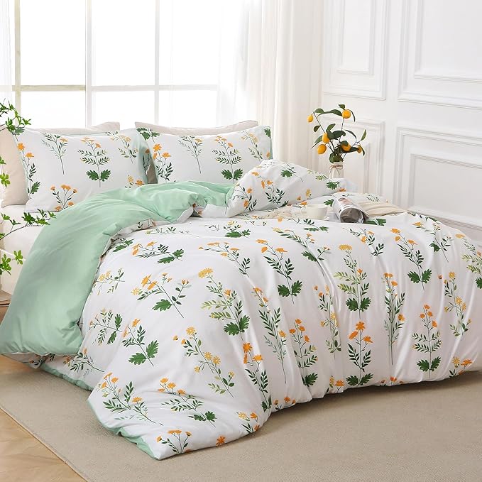 Duvet Cover Queen Size, Reversible Floral Vintage Duvet Cover Set with Zipper Closure, 3 Pieces Botanical Patterns Soft Microfiber Bedding Set (90"x90", 2 Pillow Cases, Honeysuckle Green White)
