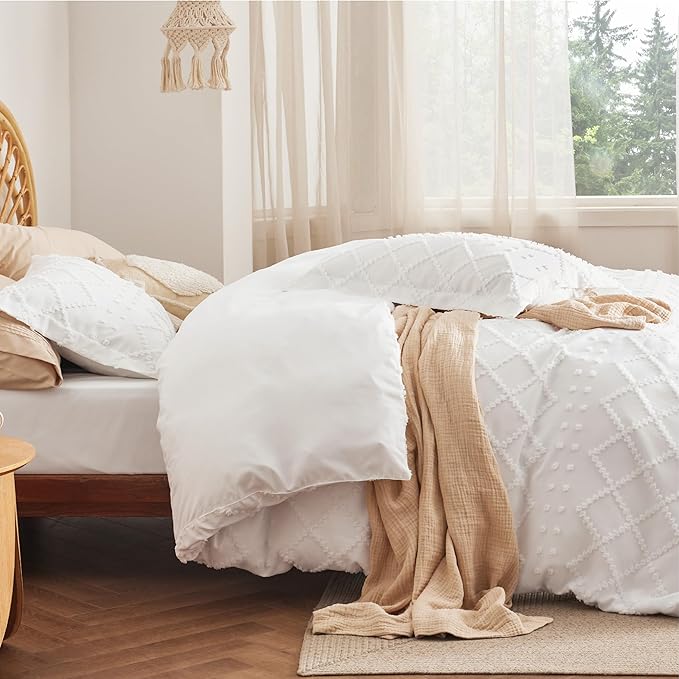 Bedsure Boho Duvet Cover King Size with Fitted Sheet - Boho Bedding Comforter Set, 4 Pieces, Includes 1 Duvet Cover 104"x90" with Zipper Closure, 2 Pillow Shams, 1 Fitted Sheet, White
