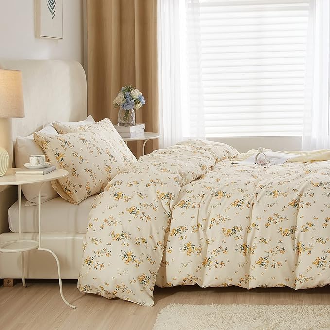 VM VOUGEMARKET Rose Flower Comforter Set Full 3 Pcs Vintage Yellow Floral Bedding Comforter with 2 Pillowcases Soft & Lightweight Comforter Set for Girls Women 80"x90"