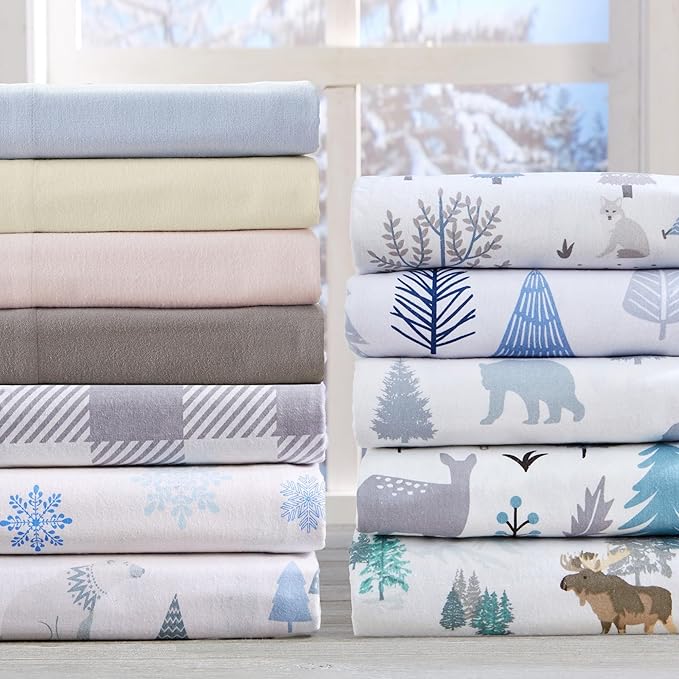 Market & Place 100% Turkish Cotton Flannel Sheet Set | 4 Piece Deep Pocket Novelty Cozy Winter Bed Sheets | Double Brushed for Extra Softness & Comfort | Alpine Collection (King, Holiday Deer)
