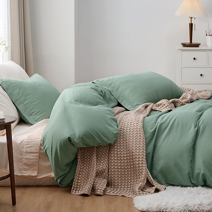 Bedsure Sage Green Duvet Cover Twin/Twin XL Size - 2 Pieces Prewashed Cotton-Like Extra Soft Bedding Set, Includes 1 Twin Duvet Cover 68x90 Inches with Zipper Closure & 1 Pillow Sham, No Comforter