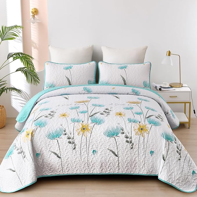 Dinjoy King Size Quilt Set Floral,3 Piece Aqua Farmhouse Bedding Set Lightweight Flower Bedspreads White Coverlet Bed Sets Cute Boho King Quilts for Summer All Season(110"x90")