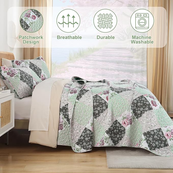 Dinjoy Floral Plaid Patchwork Quilt Set King Size, Reversible Green Bedding Set Soft Microfiber Lightweight Bedspread Coverlet 3 Piece Fall Autumn Summer Use (110x90 inches)