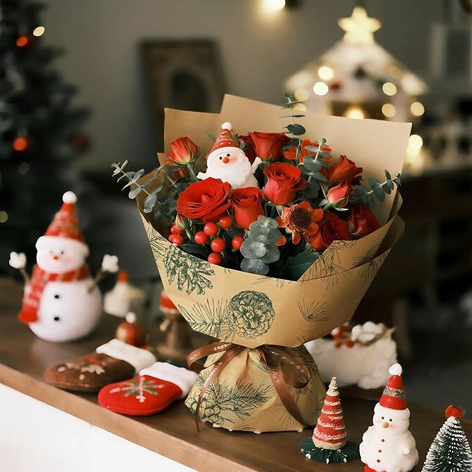 LeZakaa 20 Sheets Kraft Christmas Flower Wrapping Paper, Green Pinecone and Branches on Kraft Floral Bouquet Paper Gift Wrap for Christmas Party Packaging, Winter Woodland-themed Holiday decor